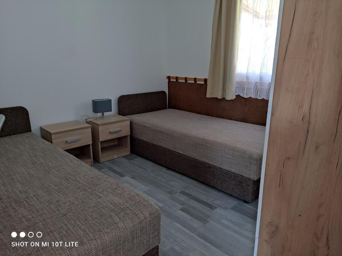 Poroszló Rakoczi Vendeghaz 아파트 외부 사진
