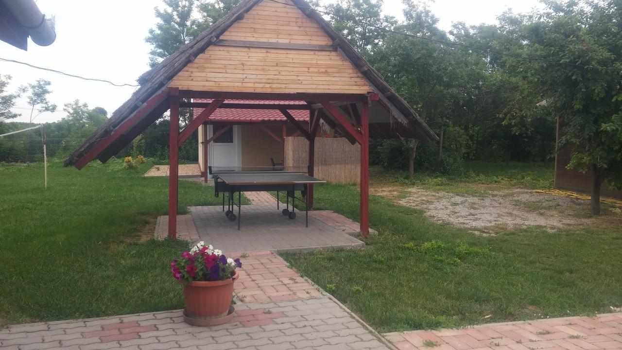 Poroszló Rakoczi Vendeghaz 아파트 외부 사진